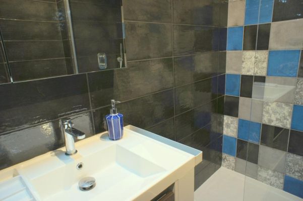 Salle de bain lavabos et Wc meublé Nice